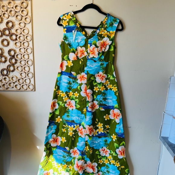 Vintage floral design Hawaiian style midi small dress… - Picture 2 of 5